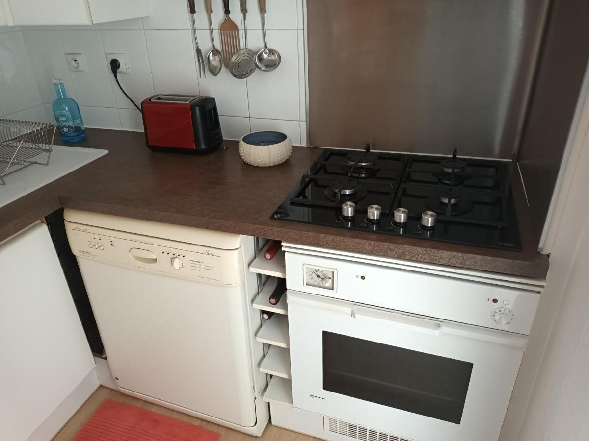 Apartment Spacieux T2 A Avec Parking A Deux Pas De La - Fr-1-239-794 *
